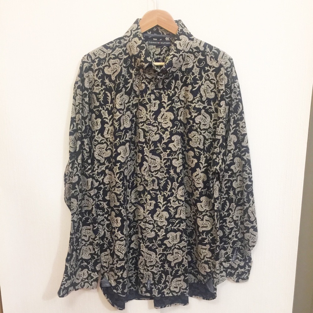 Tommy Hilfiger Men’s Floral Button Up #44